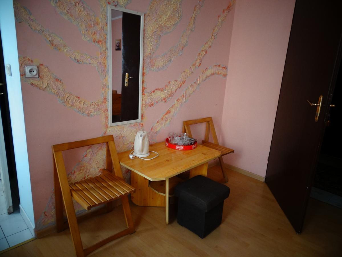 קולובז'ג Motel Ararat מראה חיצוני תמונה
