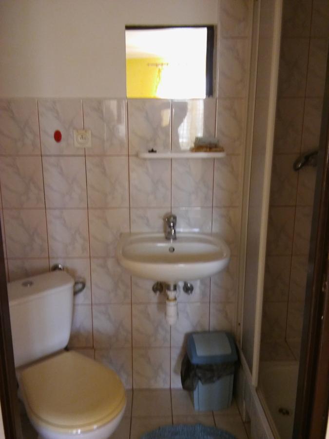 קולובז'ג Motel Ararat מראה חיצוני תמונה