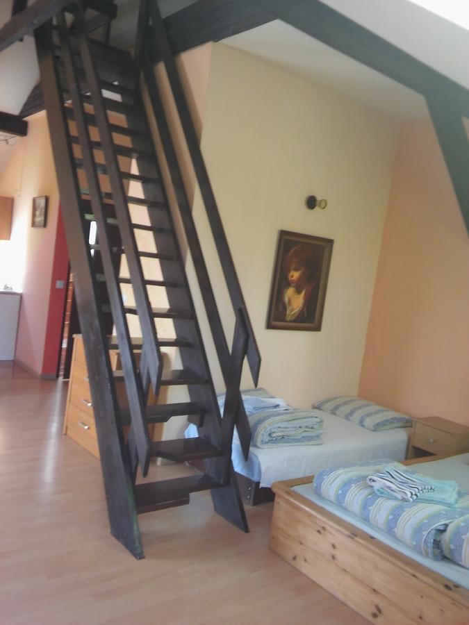 קולובז'ג Motel Ararat מראה חיצוני תמונה