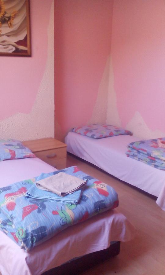 קולובז'ג Motel Ararat מראה חיצוני תמונה